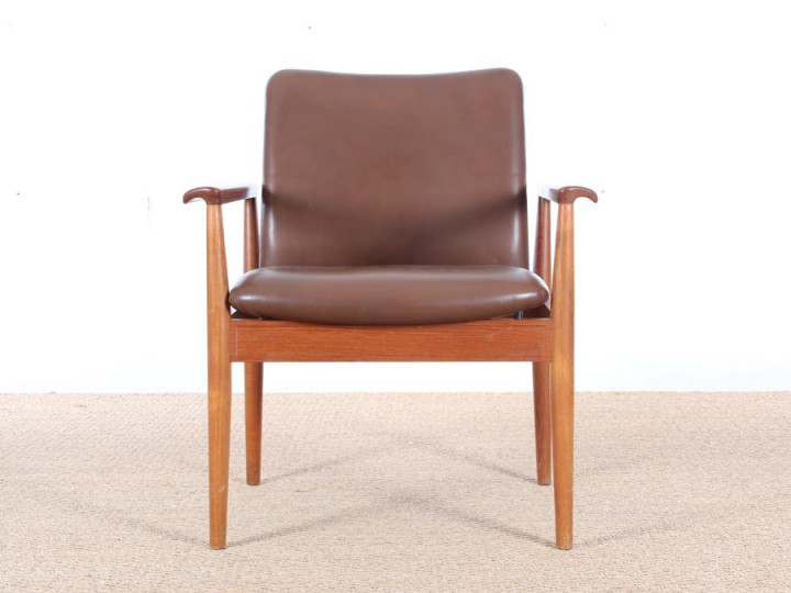 Mid-Century Modern scandinavian set of 6 diplomat armchairs in teak by Finn Julh