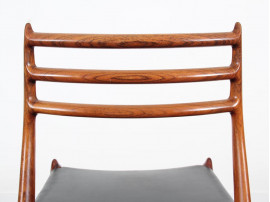 Suite de 6 chaises scandinaves en palissandre de Rio N° 78