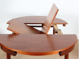 Mid-Century Modern scandinaviandiner set in teak by Hans Olsen