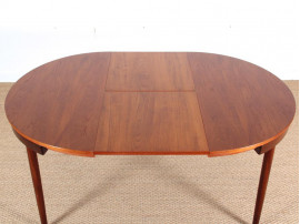 Mid-Century Modern scandinaviandiner set in teak by Hans Olsen