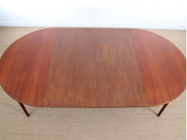 table ronde scandinave en teck 2 allonges, 4 à 8 pers.