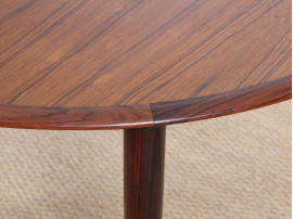 Mid-Century Modern scandinavian dining table in Rio rosewood 4/8 seats