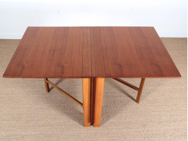 Table console scandinave pliante modèle Maria en teck. 10 pers.