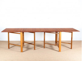 Table console scandinave pliante modèle Maria en teck. 10 pers.