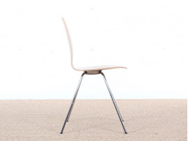 Tongue chair by Arne Jacobsen, new releases. 