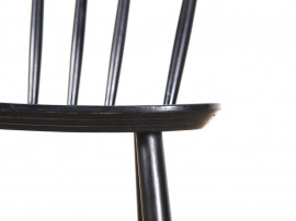 Suite de 6 chaises Nesto en être teinté noir