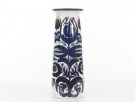 Vase en céramique scandinave, modèle 207/2967. 