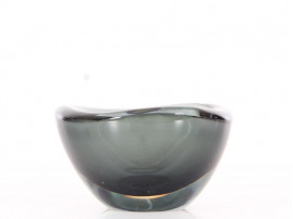 Mid-Century  modern  small Selena somerso bowl by Sven Palmqvist for Orrefors