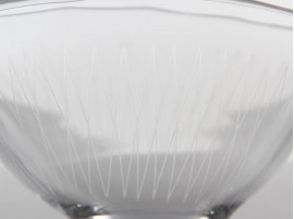 Mid-Century  modern  glass bowl by Vicke Lindstrand for Orrefors