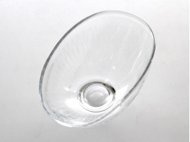 Mid-Century  modern  glass bowl by Vicke Lindstrand for Orrefors