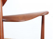 paire de fauteuils scandinaves en teck modele 317
