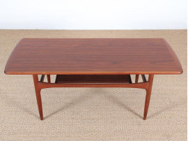 Table basse scandinave en teck.