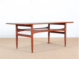 Table basse scandinave en teck.