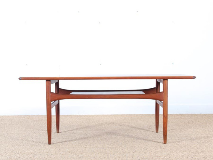 Mid-Century Modern danish coffee tablein teak