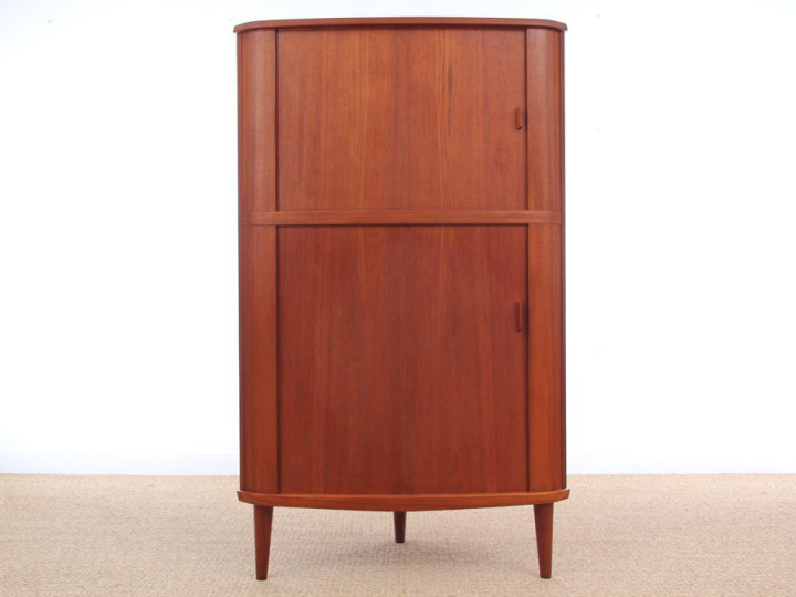 Angle bar cabinet with tambour doors