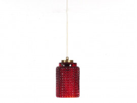 Suspension scandinave en verre rouge