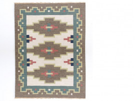 Swedish Rolakan carpet hand woven wool. 240 x 180 cm.