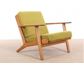 Mid century modern pair of armchairs model GE 290 by Hans Wegner for Getama. 