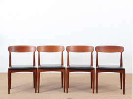 Suite de 4 chaises scandinaves en teck