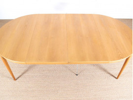 table de repas scandinave ronde en chêne,  4/10 pers.