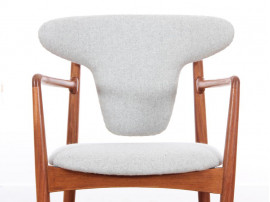 Fauteuil scandinave en acajou. 