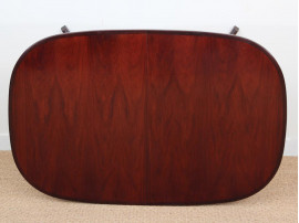 Mid-Century  modern dining table in rosewood 6/10 seats.