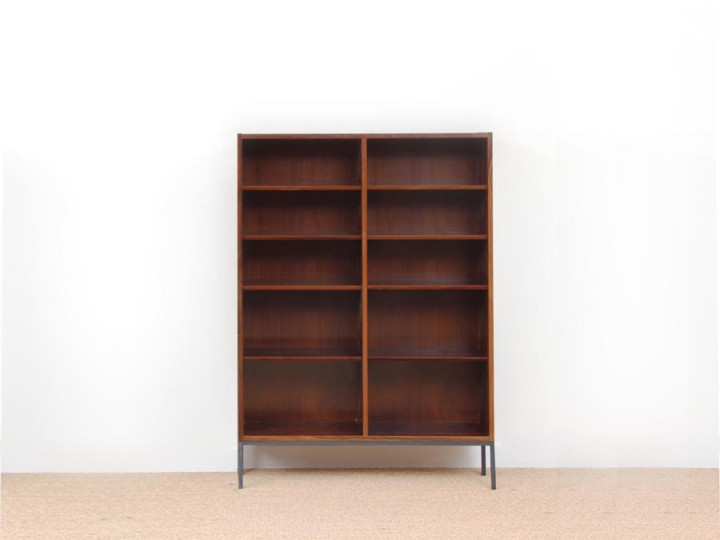 Mid-Century Modern Danish pair of bookcase in Rio rosewood