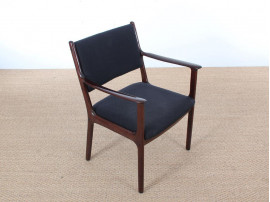 Paire de fauteuils scandinaves modèle PJ-412