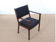 Mid-Century  modern  pair of arm chairs in mahogany model PJ-412 by Ole Wanscher