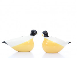 Mid-Century modern pair of decorative birds in ceramic by Nils Thorsson for Aluminia. 