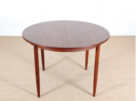 Table de repas scandinave ronde en teck 4/6 pers.  