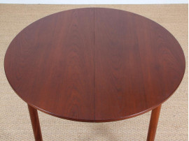 Table de repas scandinave ronde en teck 4/6 pers.  