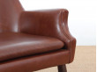 Fauteuil scandinave en cuir cognac