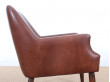 Fauteuil scandinave en cuir cognac