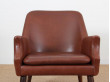 Fauteuil scandinave en cuir cognac