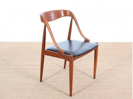 Mid-Century Modern scandinavian set of 4 chairs in teak by Johannes Andersen