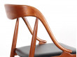 Suite de 4 chaises scandinaves en teck.