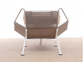 Lounge chair Flag Halyard PP 225 by Hans Wegner new edition