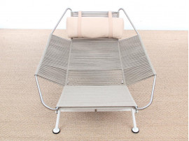 Lounge chair Flag Halyard PP 225 by Hans Wegner new edition