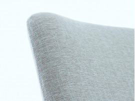 Sofa scandinave 2 places modèle AV 53. Nouvelle édition.