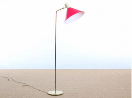 Mid-Century Modern scandinavianpair of floor lamp in brass and acrylic.