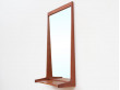 Miroir scandinave en teck à tablette