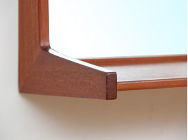 Miroir scandinave en teck à tablette