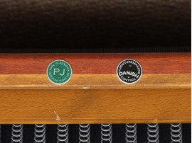 Paire de fauteuils scandinaves en teck modèle PJ 112