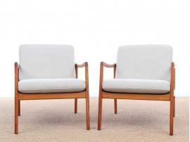 Mid-Century Modern Danish pair of  lounge chairs in teak model 110 by Ole Wanscher