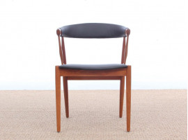 Mid century modern pair of armchair in teak and brown leather by Johannes Andersen