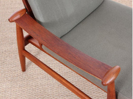 Mid century modern pair of armchair in teak model FD 133 by Finn Juhl