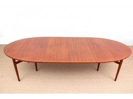 Mid century modern scandinavian dining table in teak by Arne Vodder