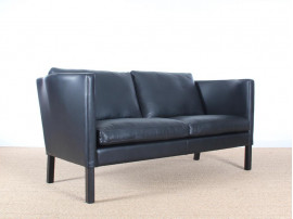 Mid-Century Modern scandinavian sofa by  Arne Vodder AV 59 new release.