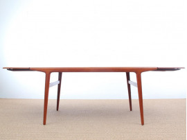 Mid-Century modern dining table in teak by Niels Møller 6/10 seats.